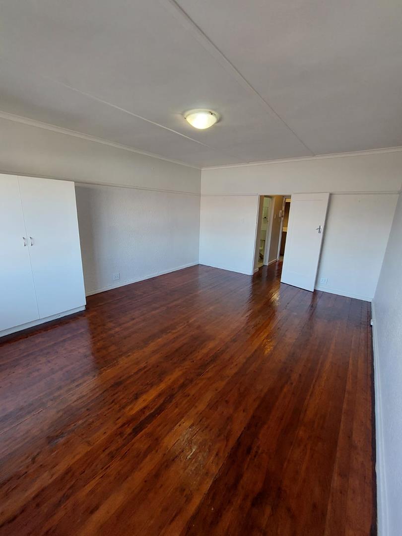 To Let 1 Bedroom Property for Rent in Mowbray Western Cape